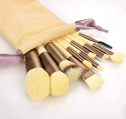 13 Pcs Makeup Brushes with Carry Pouch